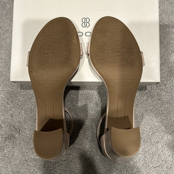 Bandolino pump sandal. Natural - Picture 4 of 5